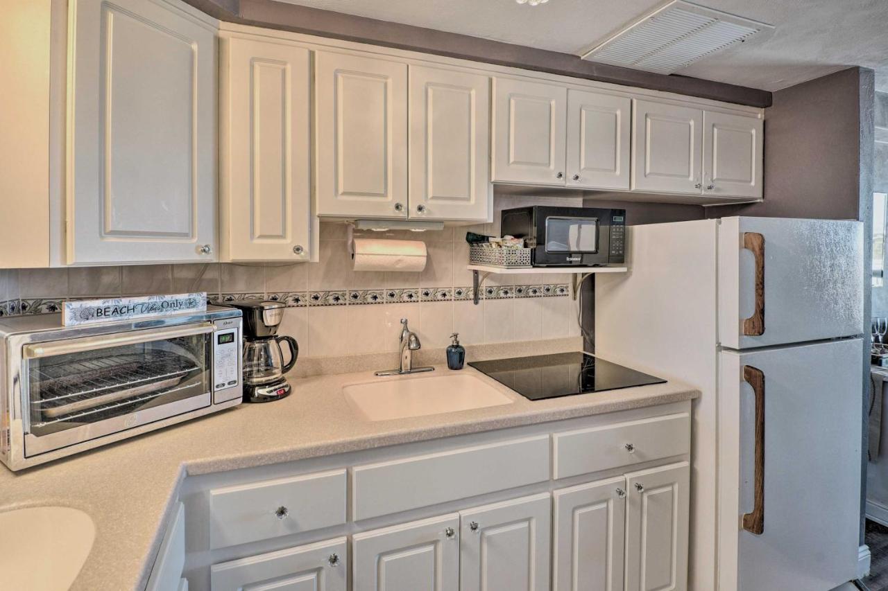 Dreamy Daytona Studio With Beach Access! دايتونا بيتش المظهر الخارجي الصورة
